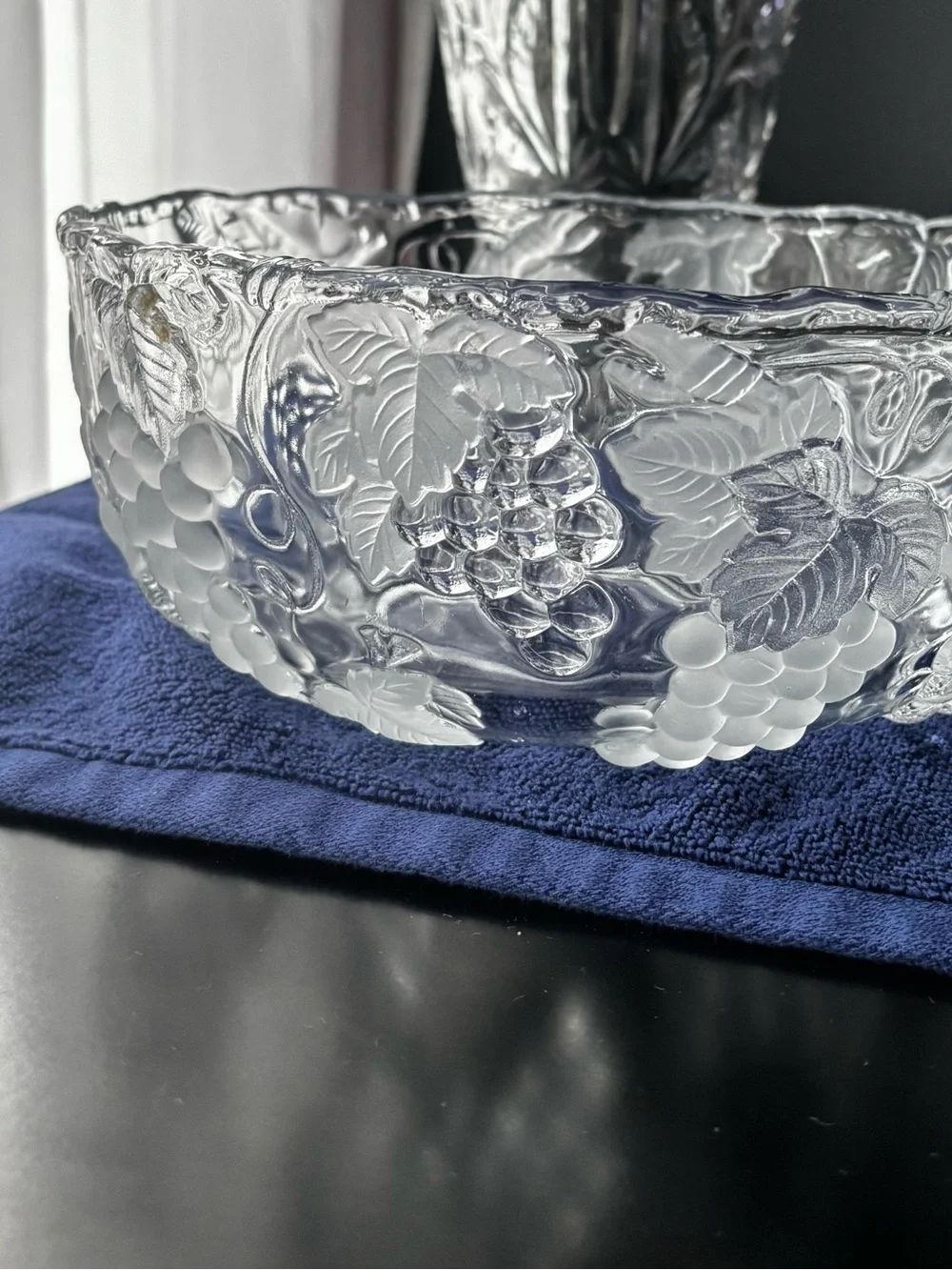 Vintage Mikasa Walther Glas Carmen Crystal Grape Serving Bowl W. Germany